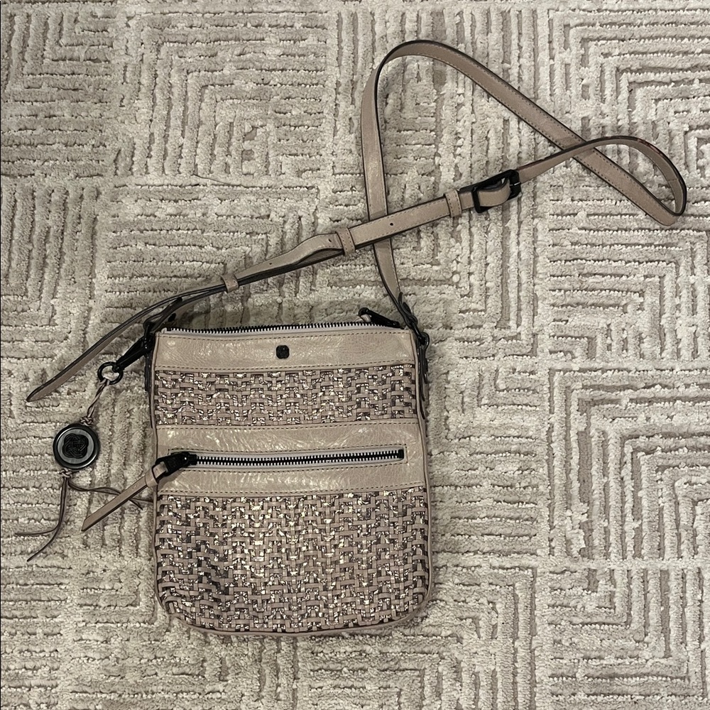 Elliott Lucca Elegant Beige Woven Crossbody Bag